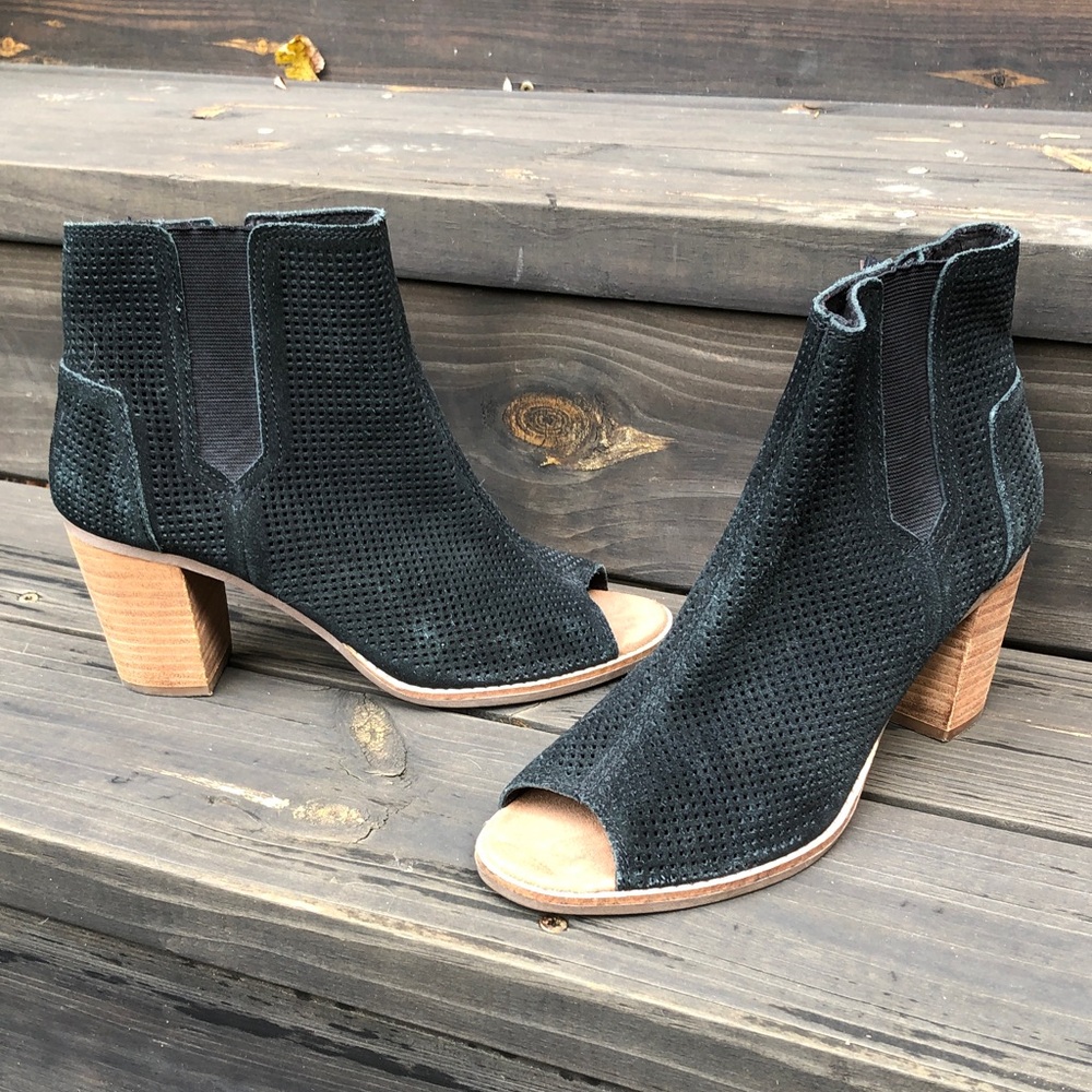 9 Tom’s Suede Peep Toe Booties Perforated Leather Heels Zipper